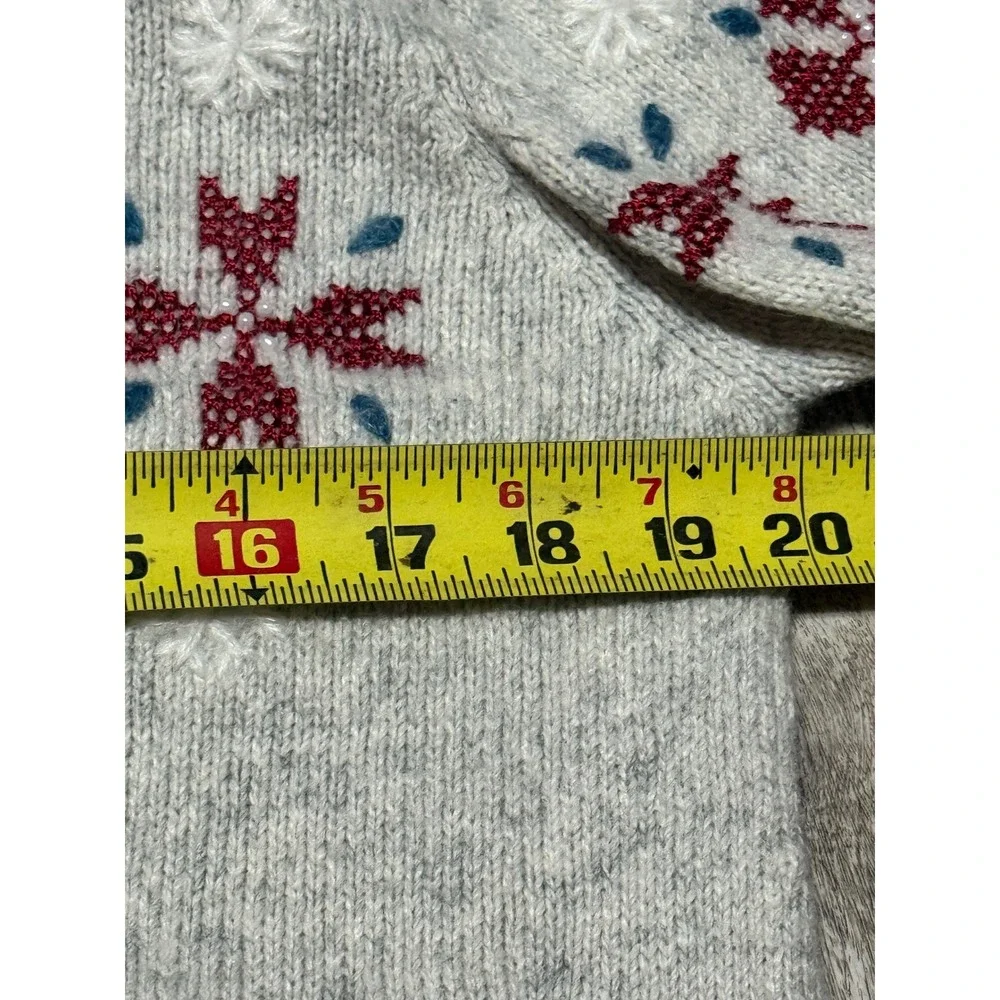 Christopher &‎ Banks Embroidered Snowflake Sweater Holiday Winter Size M